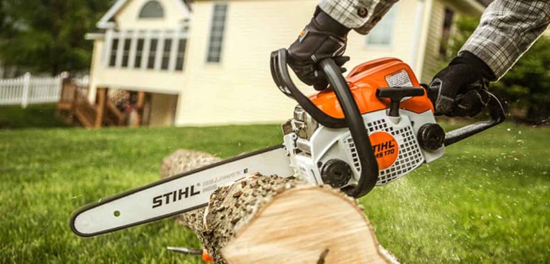 How Tight Should a Chainsaw Chain Be