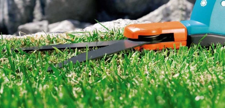 how to sharpen grass clippers
