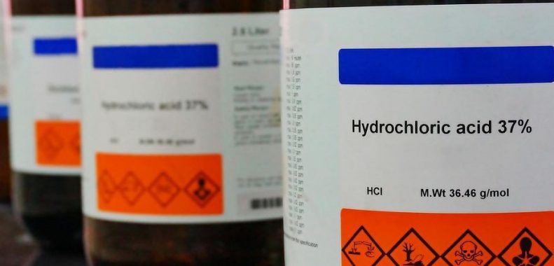 how to neutralize muriatic acid